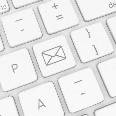 L'achat de bases d'emails est-il une solution efficace ?